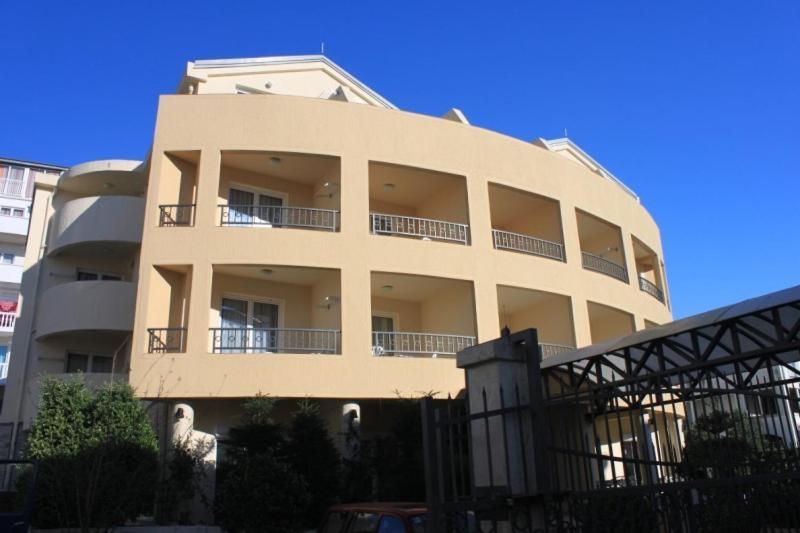 Apartmani Mirenza 부드바 외부 사진
