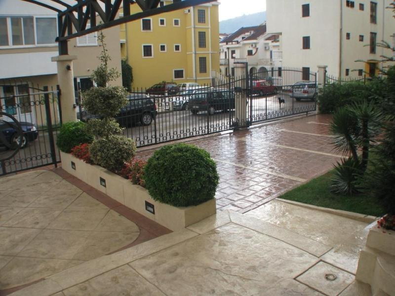 Apartmani Mirenza 부드바 외부 사진